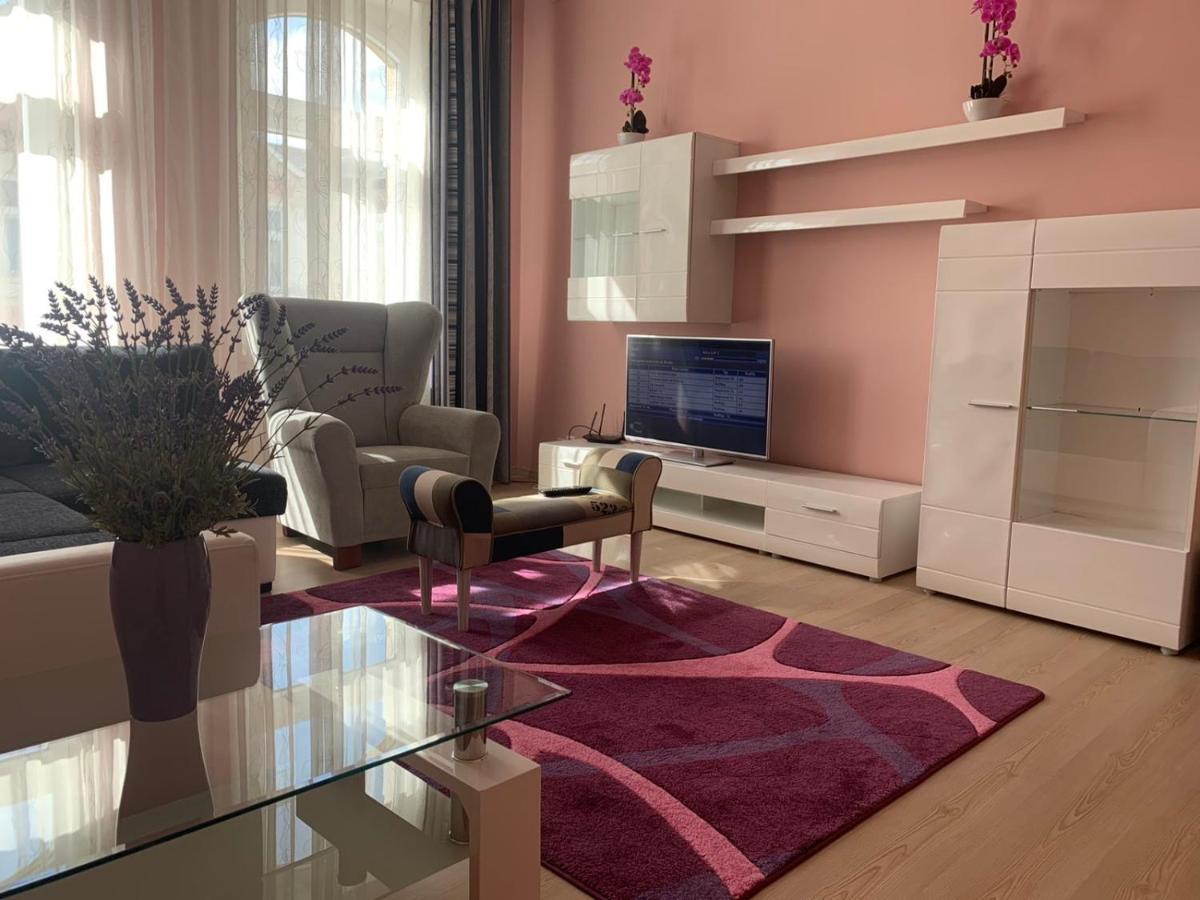 Apartment Zeyerova4 カルロヴィ・ヴァリ エクステリア 写真