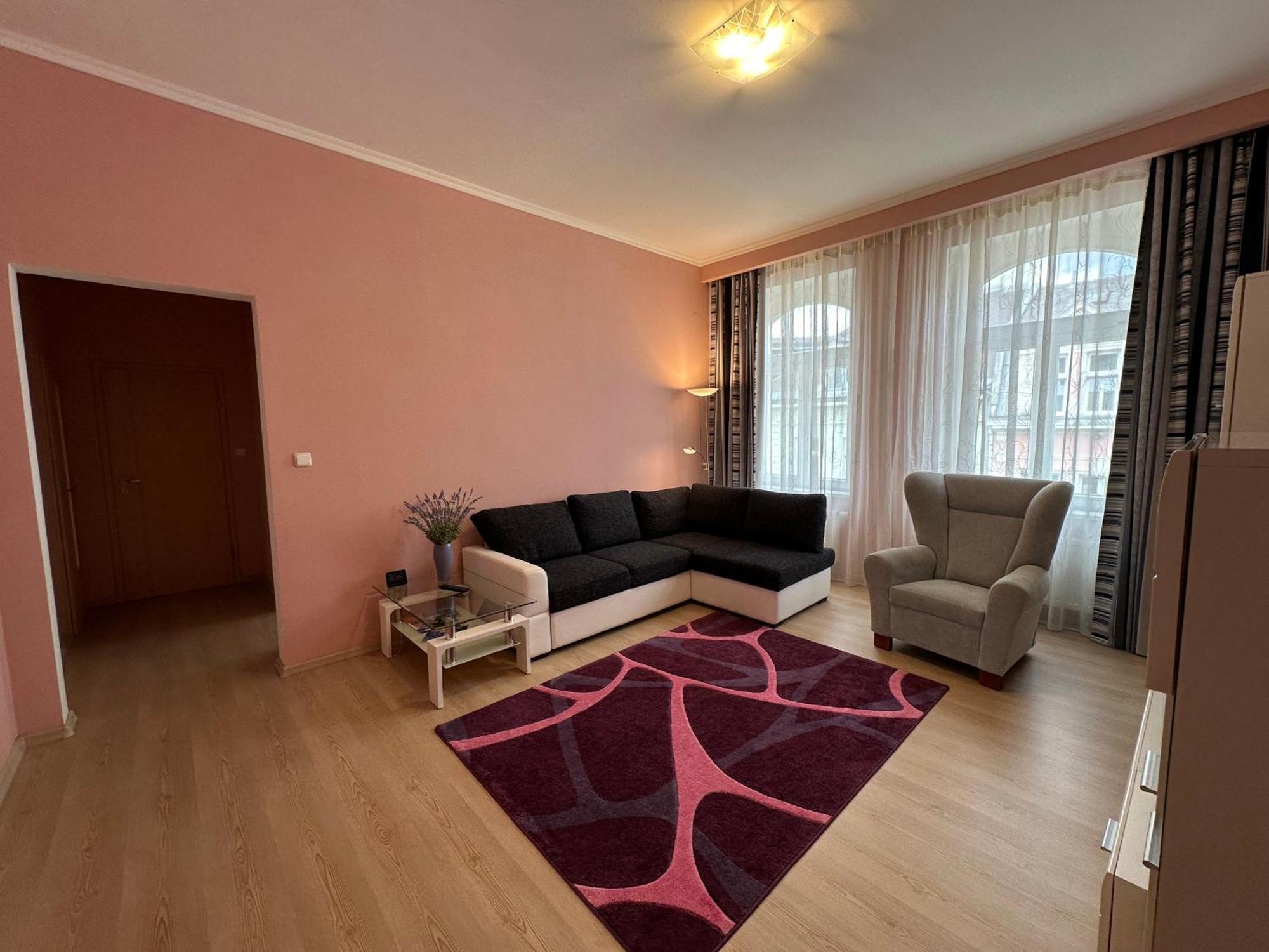 Apartment Zeyerova4 カルロヴィ・ヴァリ エクステリア 写真
