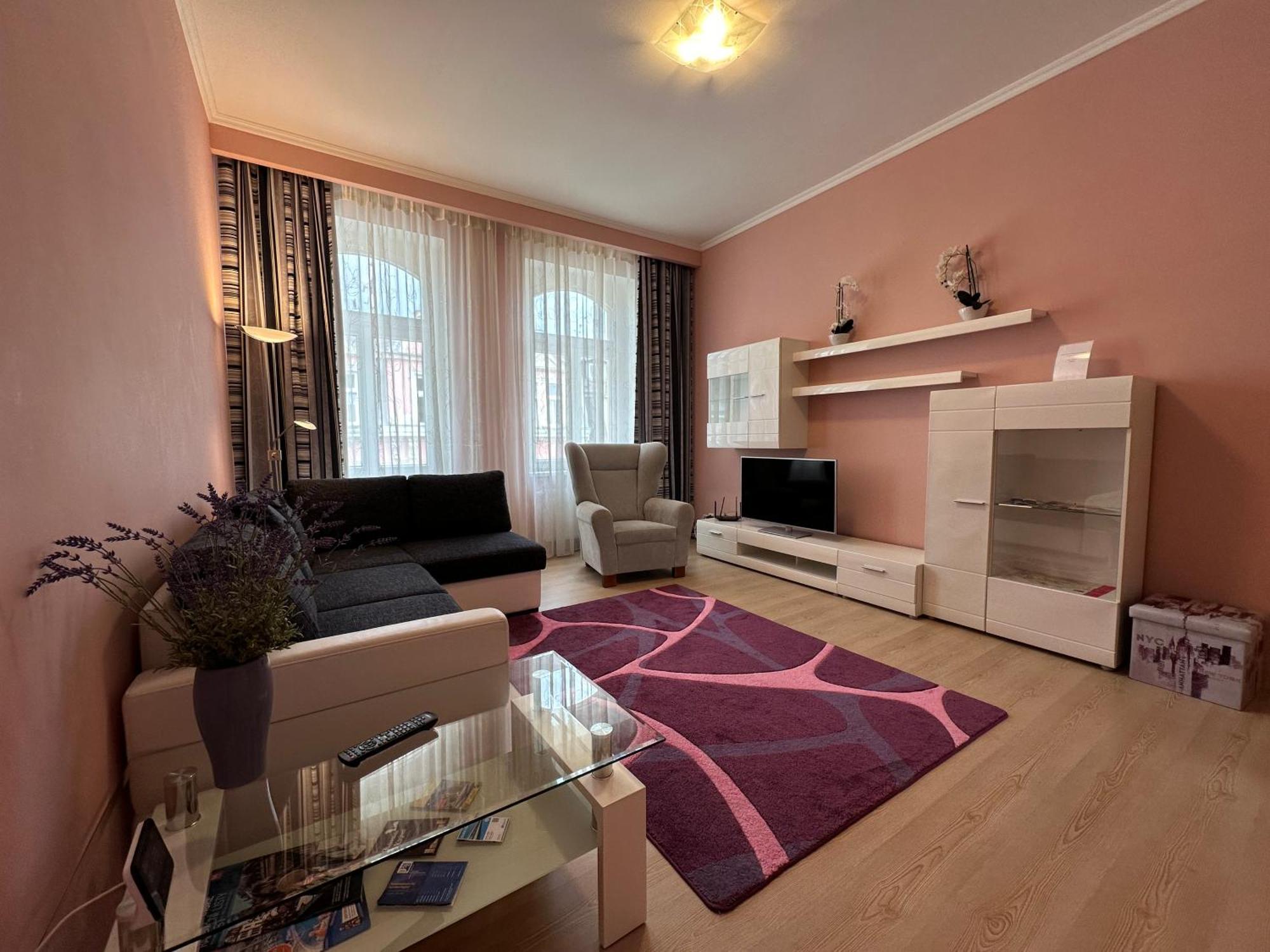 Apartment Zeyerova4 カルロヴィ・ヴァリ エクステリア 写真