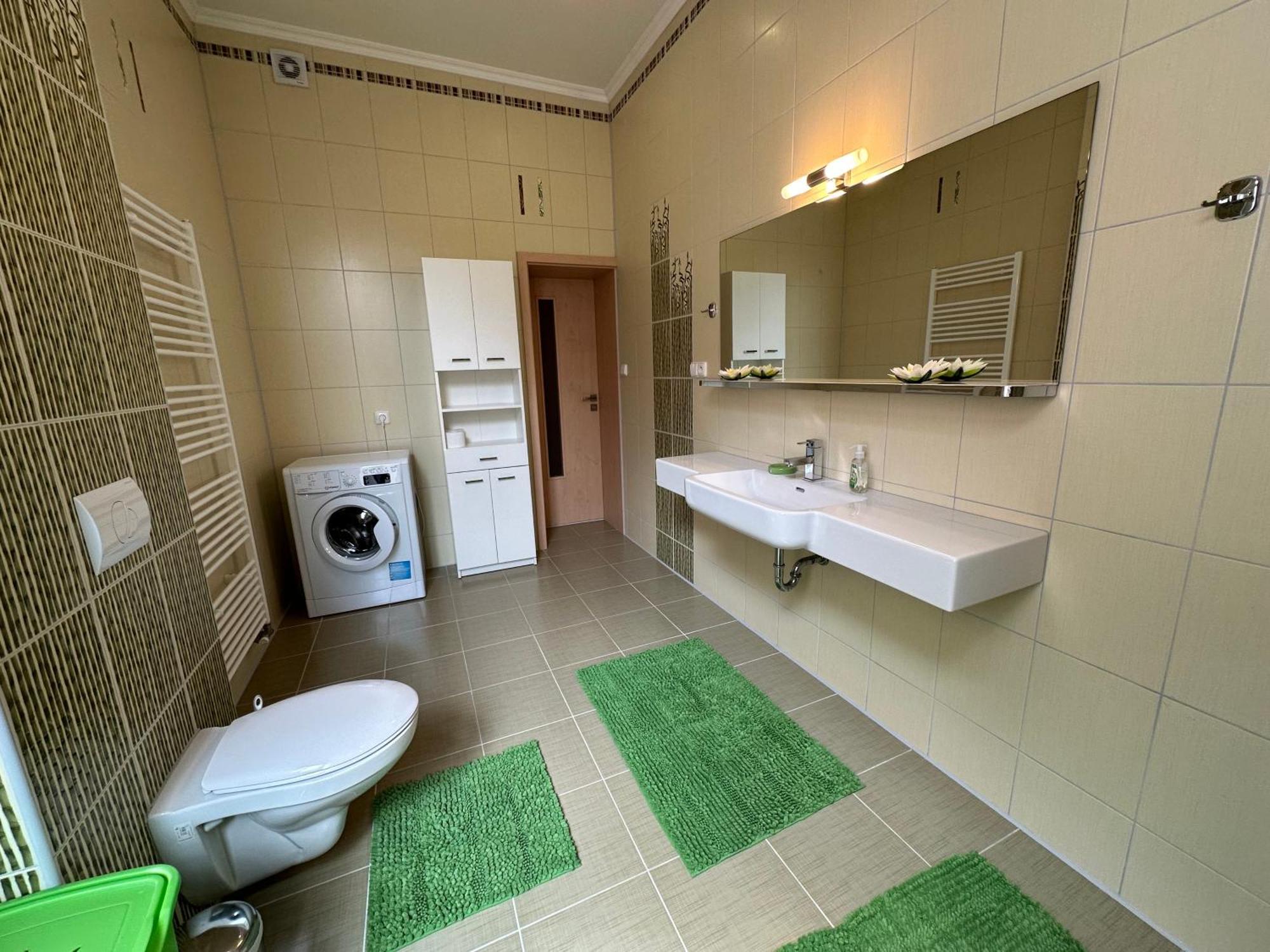 Apartment Zeyerova4 カルロヴィ・ヴァリ エクステリア 写真